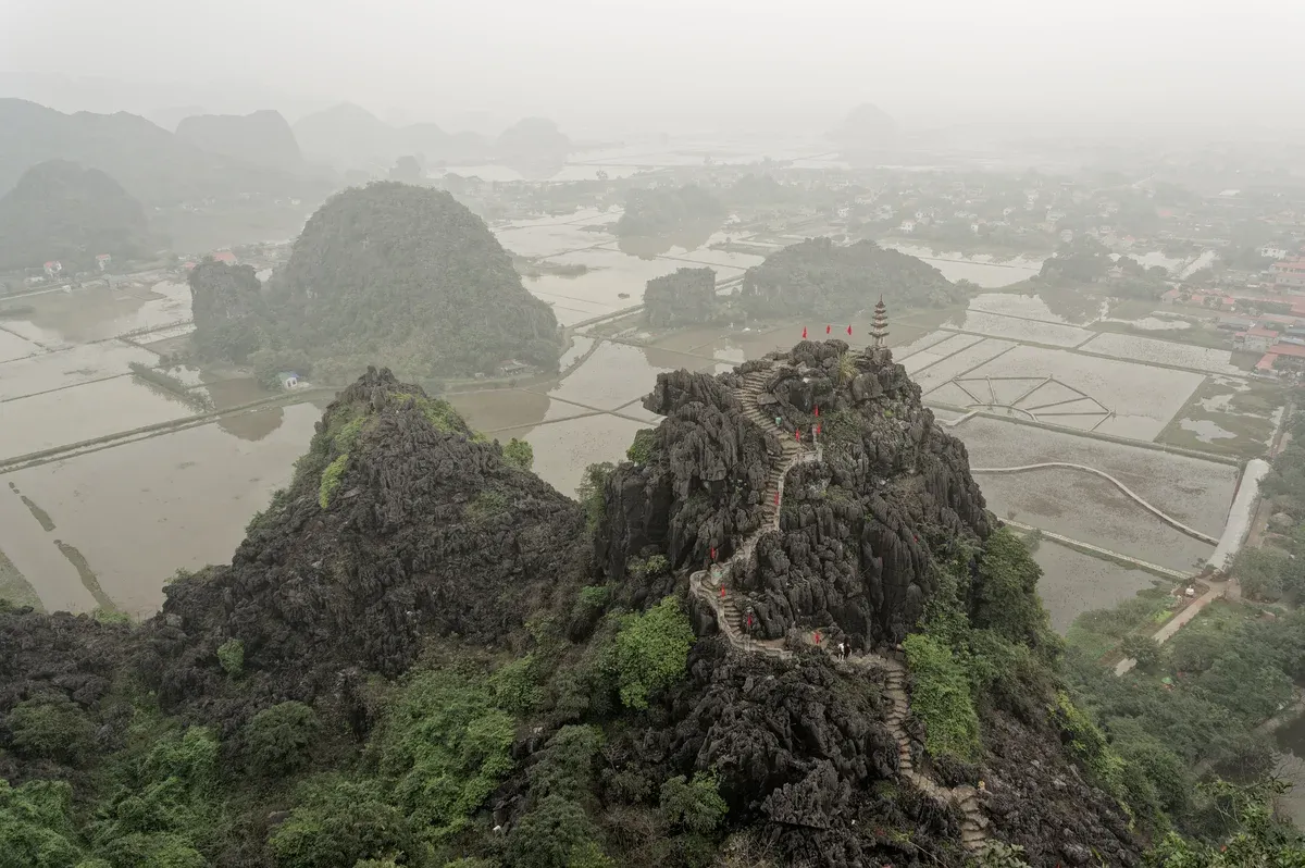 The view from the Mua Cave steps over Ninh Binh on a 7-Day Vietnam Package Tour